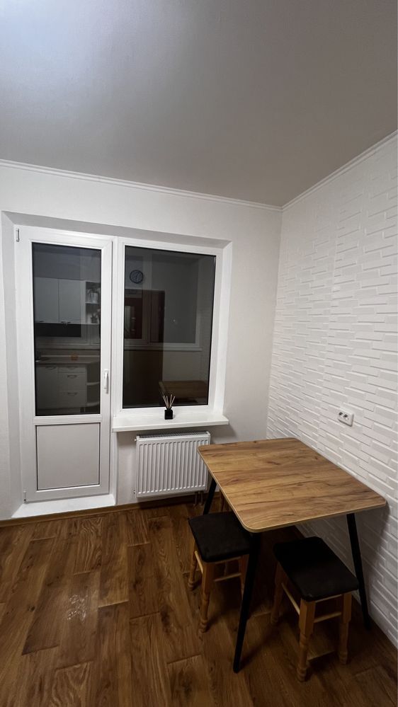 Аренда 1-комнатной квартиры 50 м², Здолбуновская ул.