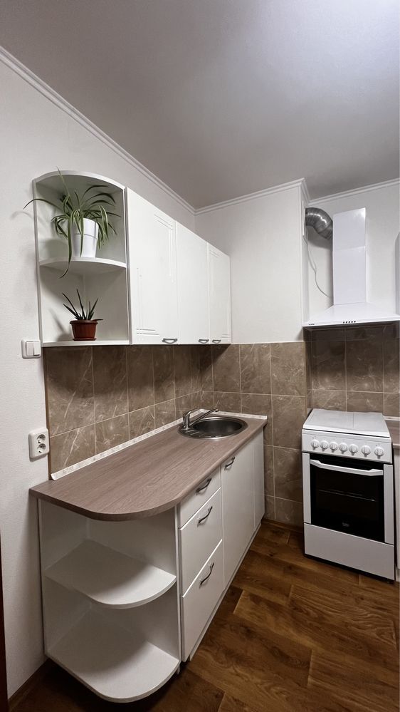 Аренда 1-комнатной квартиры 50 м², Здолбуновская ул.
