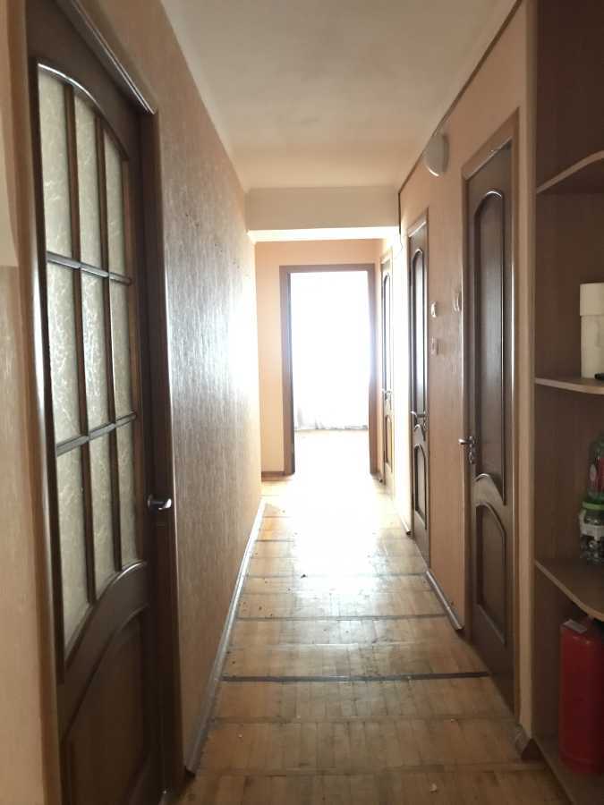 Продаж 3-кімнатної квартири 68.3 м², Празька вул., 22А