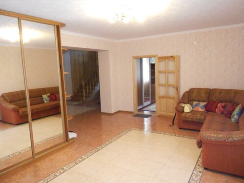 Оренда будинку 450 м², Науки просп.