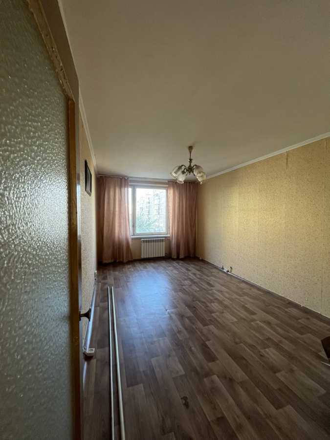 Продаж 3-кімнатної квартири 68 м², Литовський пров.