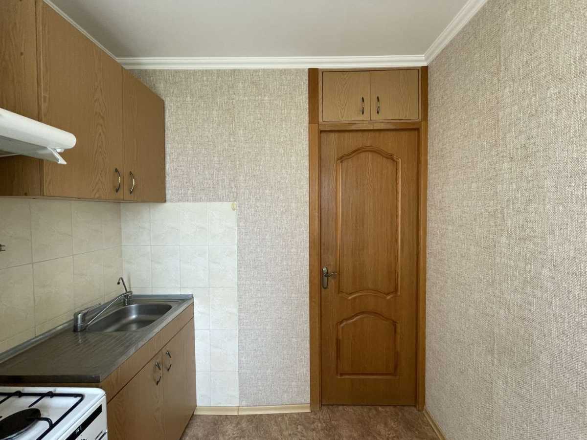 Продаж 1-кімнатної квартири 30 м², Бакинська вул.