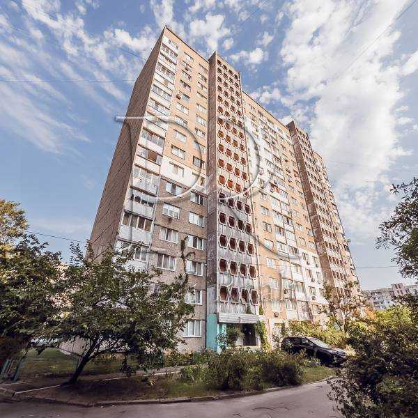 Продаж 3-кімнатної квартири 71 м², Озерна вул., 16