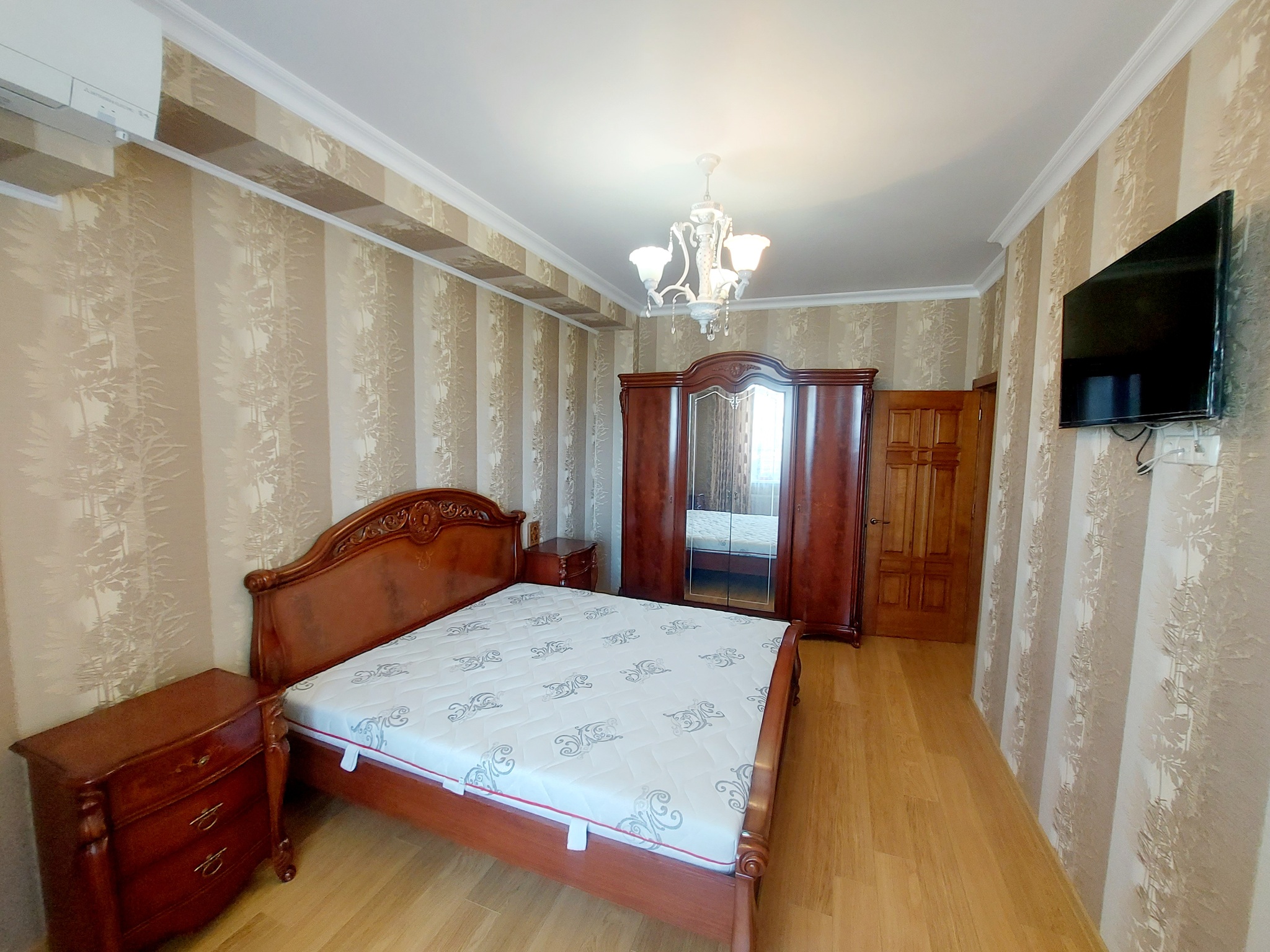 Оренда 2-кімнатної квартири 100 м², Армійська вул., 8Б