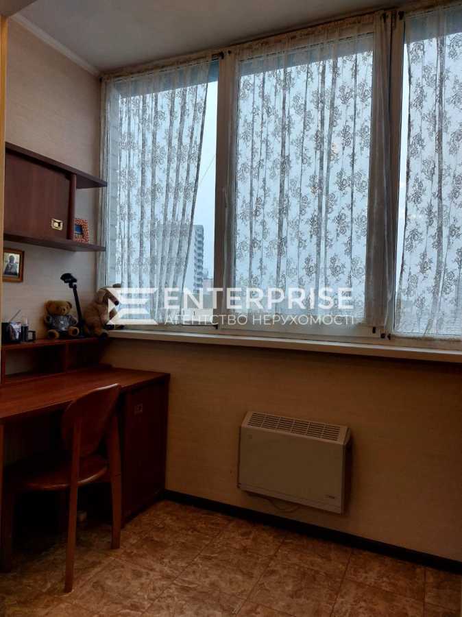 Продаж 3-кімнатної квартири 93 м², Теодора Драйзера вул., 34/51