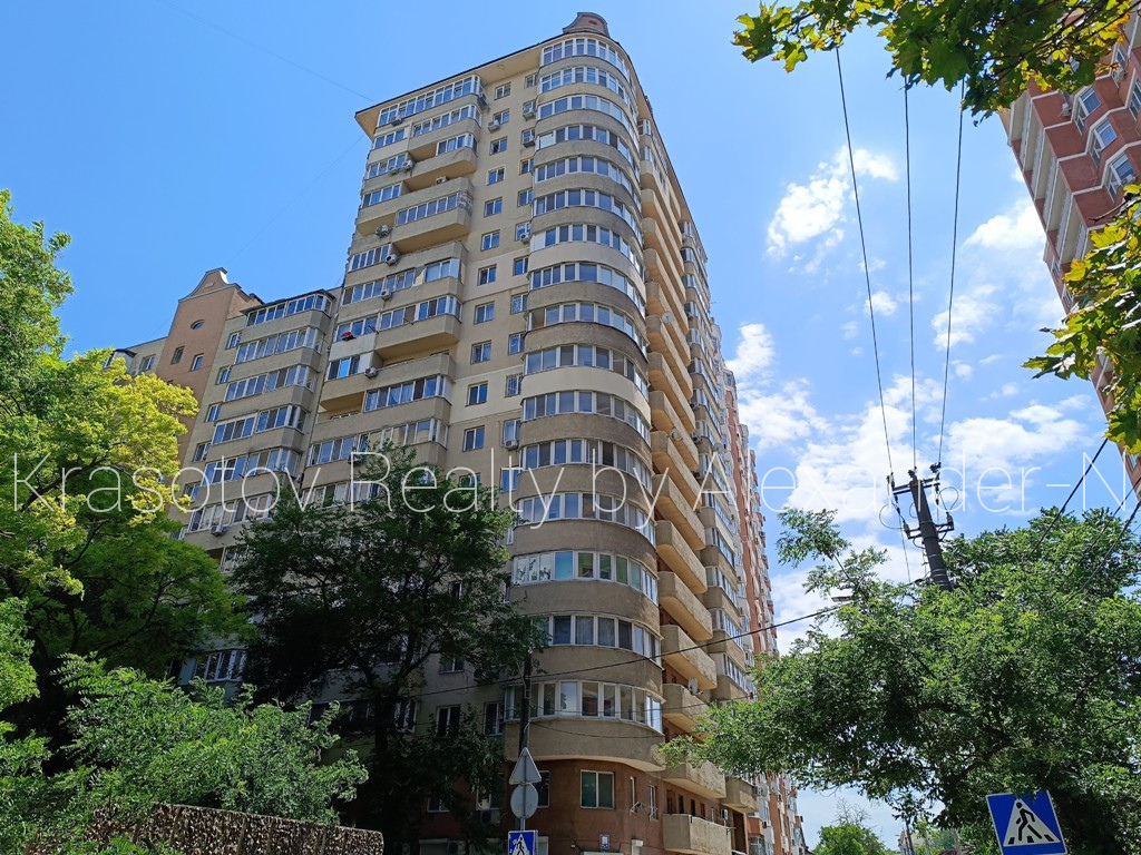 Продажа 1-комнатной квартиры 42 м², Дюковская ул., 8