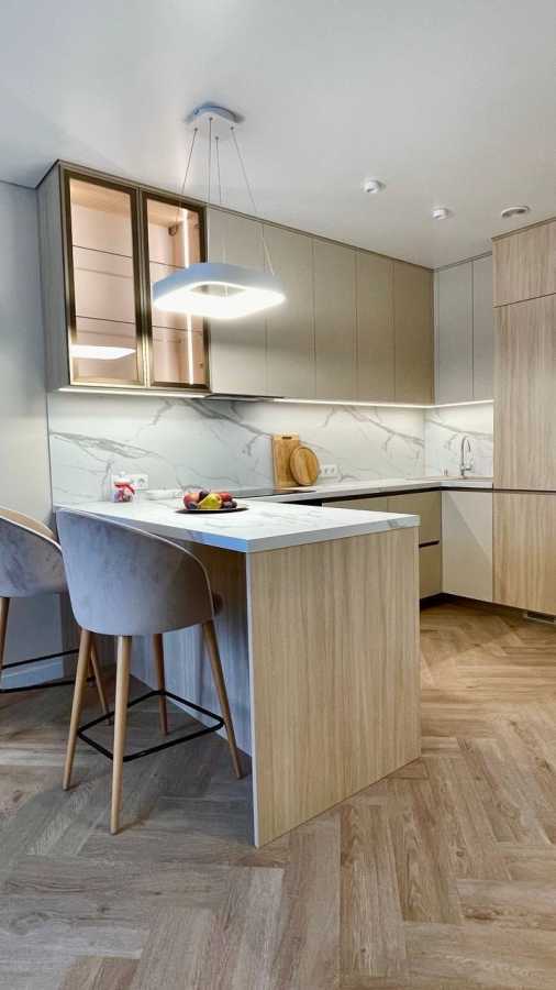 Продажа 1-комнатной квартиры 45 м², Александра Олеся ул.