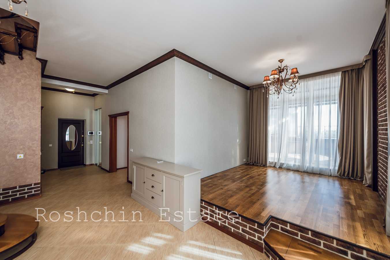 Продаж 4-кімнатної квартири 212 м², Депутатська вул., 23А