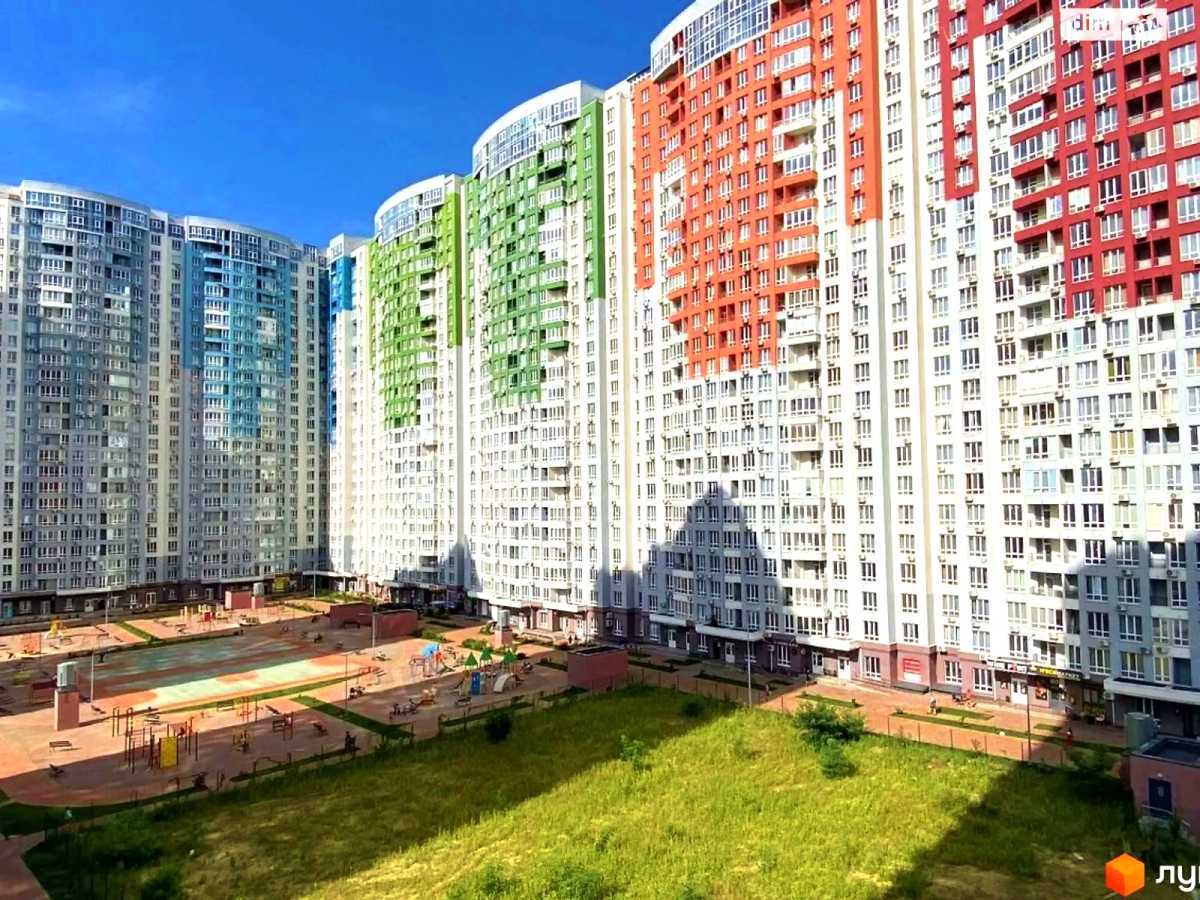 Продаж 2-кімнатної квартири 62.1 м², Каховська вул., 62А