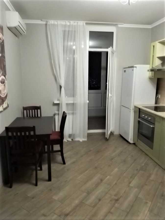 Аренда 1-комнатной квартиры 57 м², Елизаветы Чавдар ул., 1