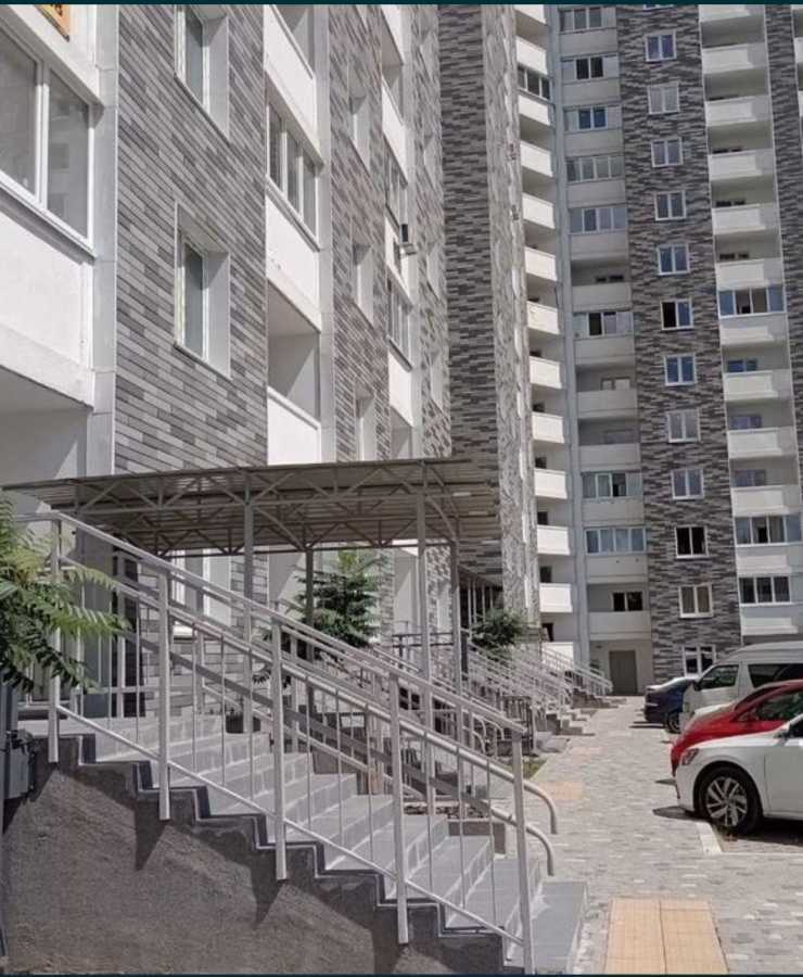 Продажа 2-комнатной квартиры 75 м², Коноплянская ул., 22