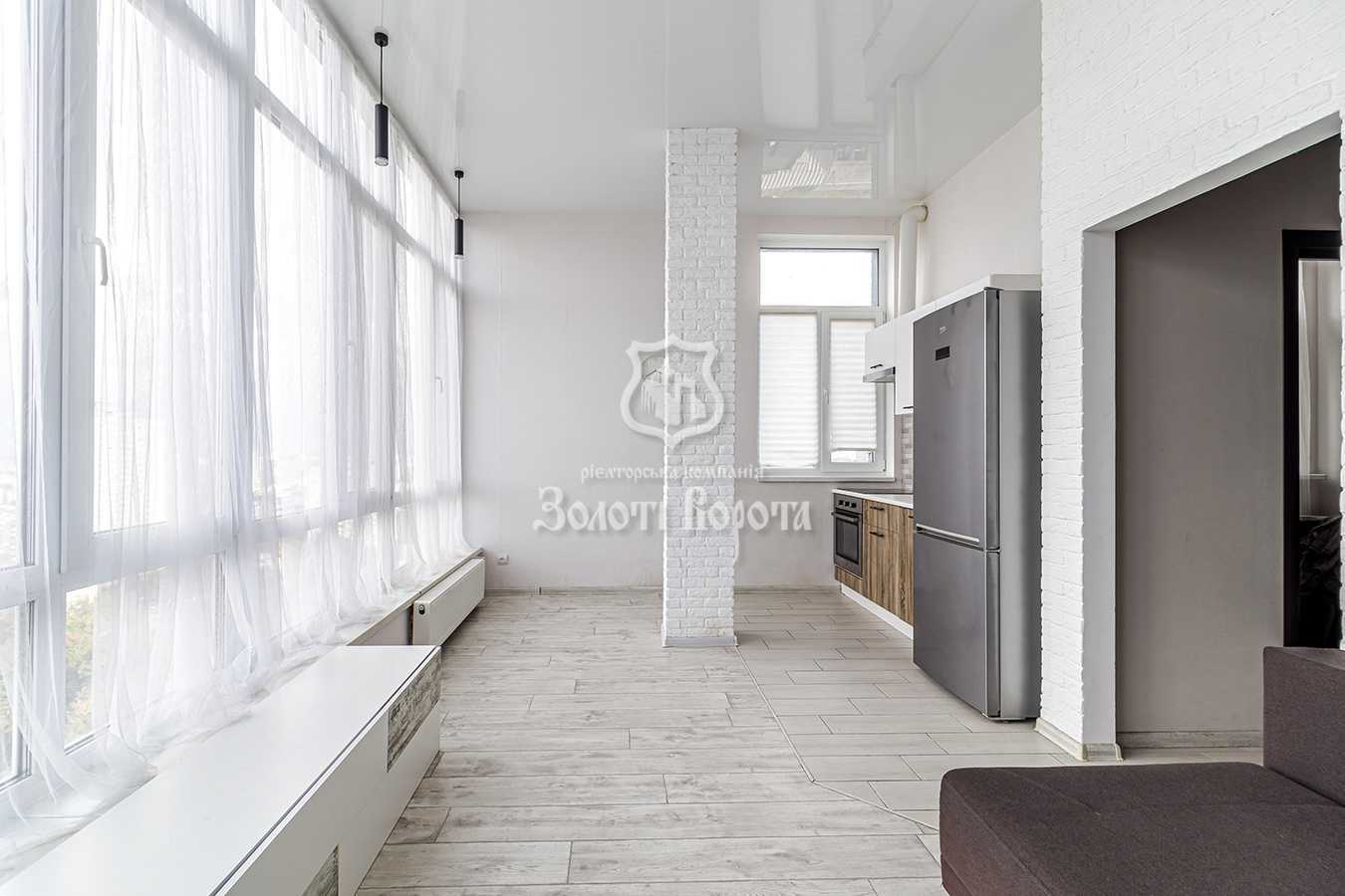 Продаж 1-кімнатної квартири 35.9 м², Світлицького вул., 35