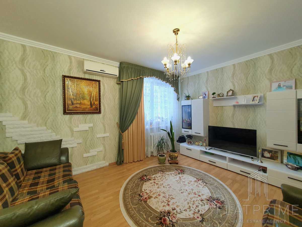 Продаж 3-кімнатної квартири 88.4 м², Степана Руданського вул., 4-6