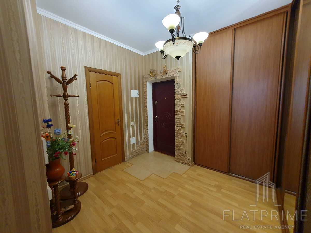 Продаж 3-кімнатної квартири 88.4 м², Степана Руданського вул., 4-6