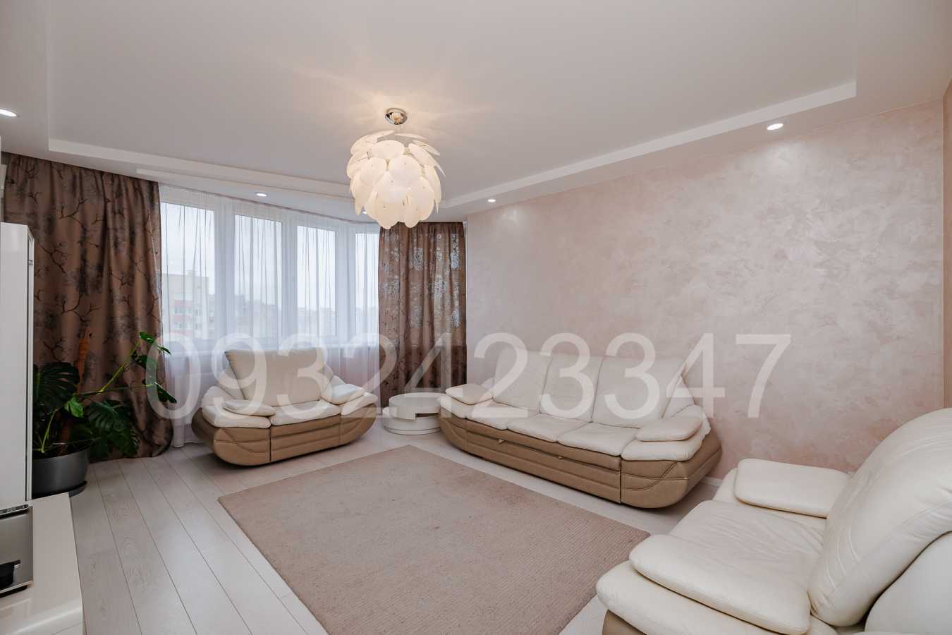 Продажа 3-комнатной квартиры 103 м², Анны Ахматовой ул., 34