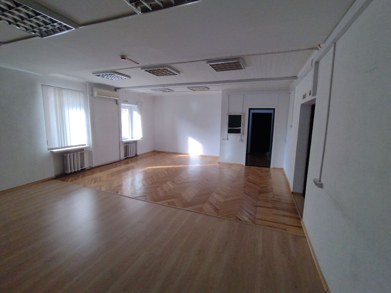 Оренда приміщення вільного призначення 200 м², Січових Стрільців вул.