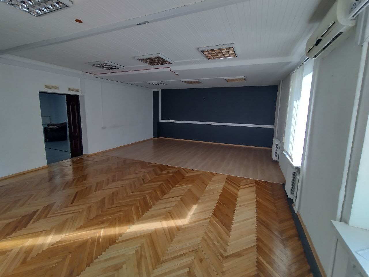 Оренда приміщення вільного призначення 200 м², Січових Стрільців вул.