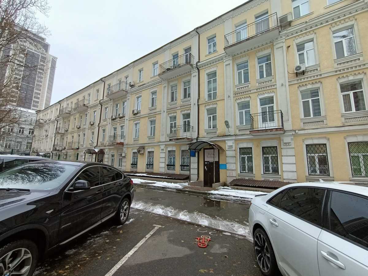 Продажа 2-комнатной квартиры 86 м², Владимира Антоновича ул., 48Б