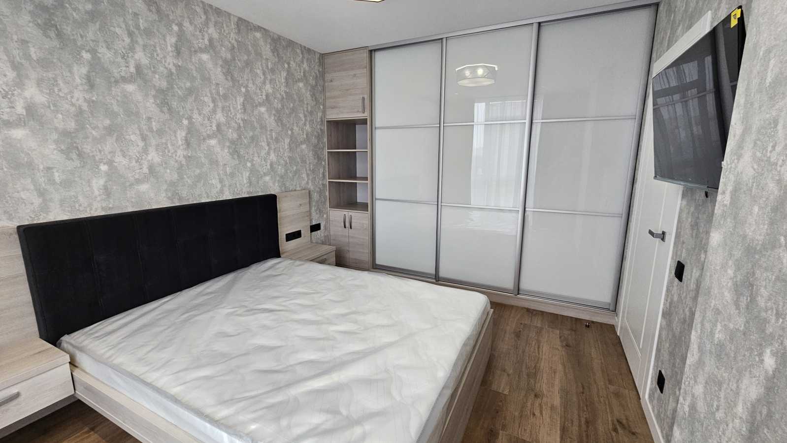 Продажа 1-комнатной квартиры 45 м², Любомира Гузара просп., 15