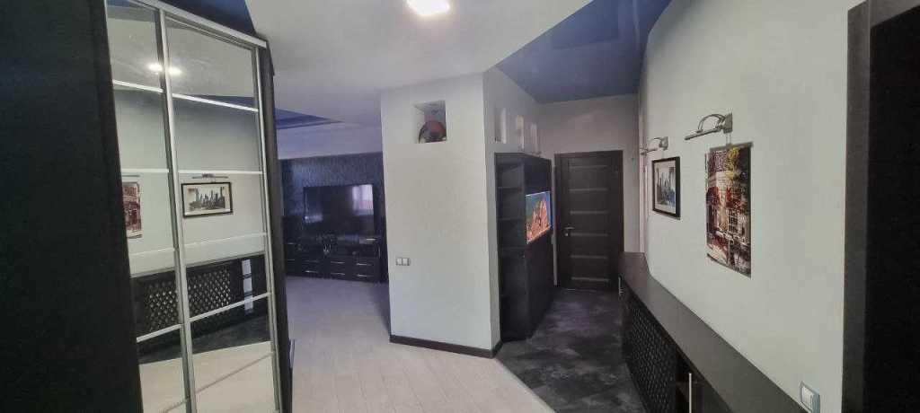 Аренда 4-комнатной квартиры 127 м², Леси Украинки ул., 15