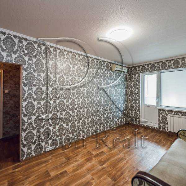 Продаж 1-кімнатної квартири 40 м², Вуликова вул., Харківське шосе, 146