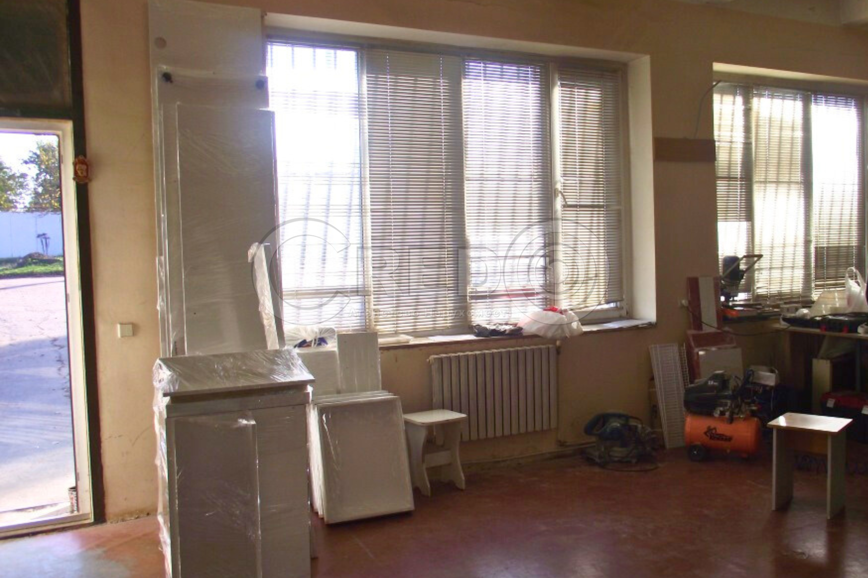 Продажа отдельно стоящего здания 405 м², Яроша ул.
