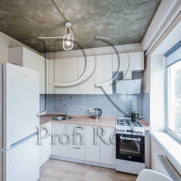 Продажа 2-комнатной квартиры 41 м², Героев Севастополя ул., 17