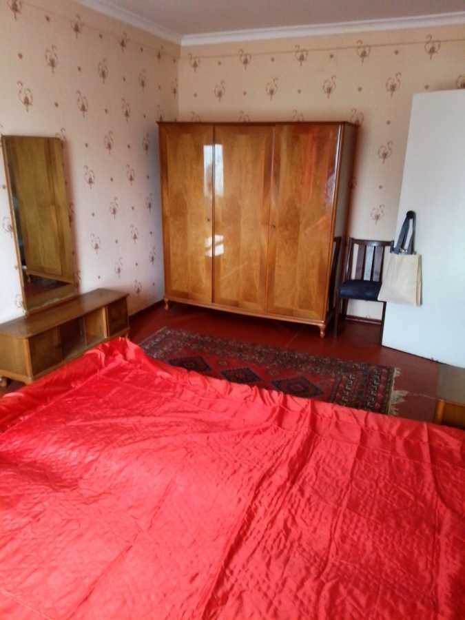 Продаж 2-кімнатної квартири 47 м², Академіка Корольова вул., 11/1