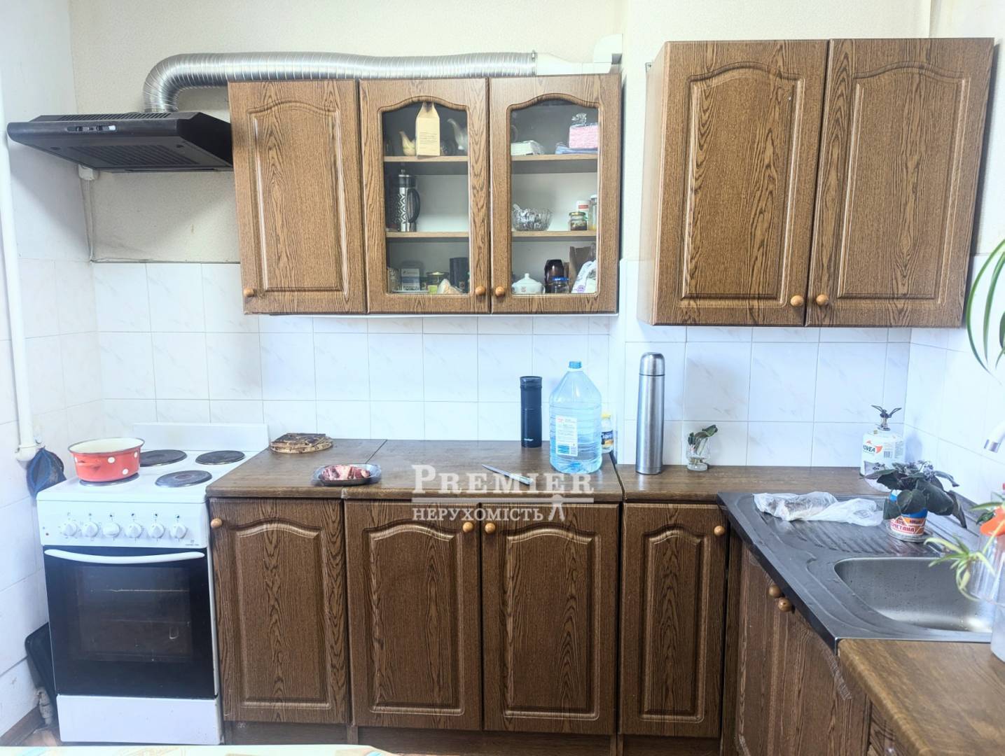 Продаж 1-кімнатної квартири 43 м², Академіка Заболотного вул.