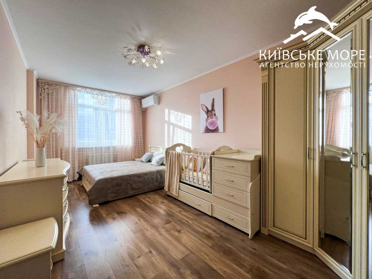 Продаж 2-кімнатної квартири 67 м², Воскресенська вул., 14Б