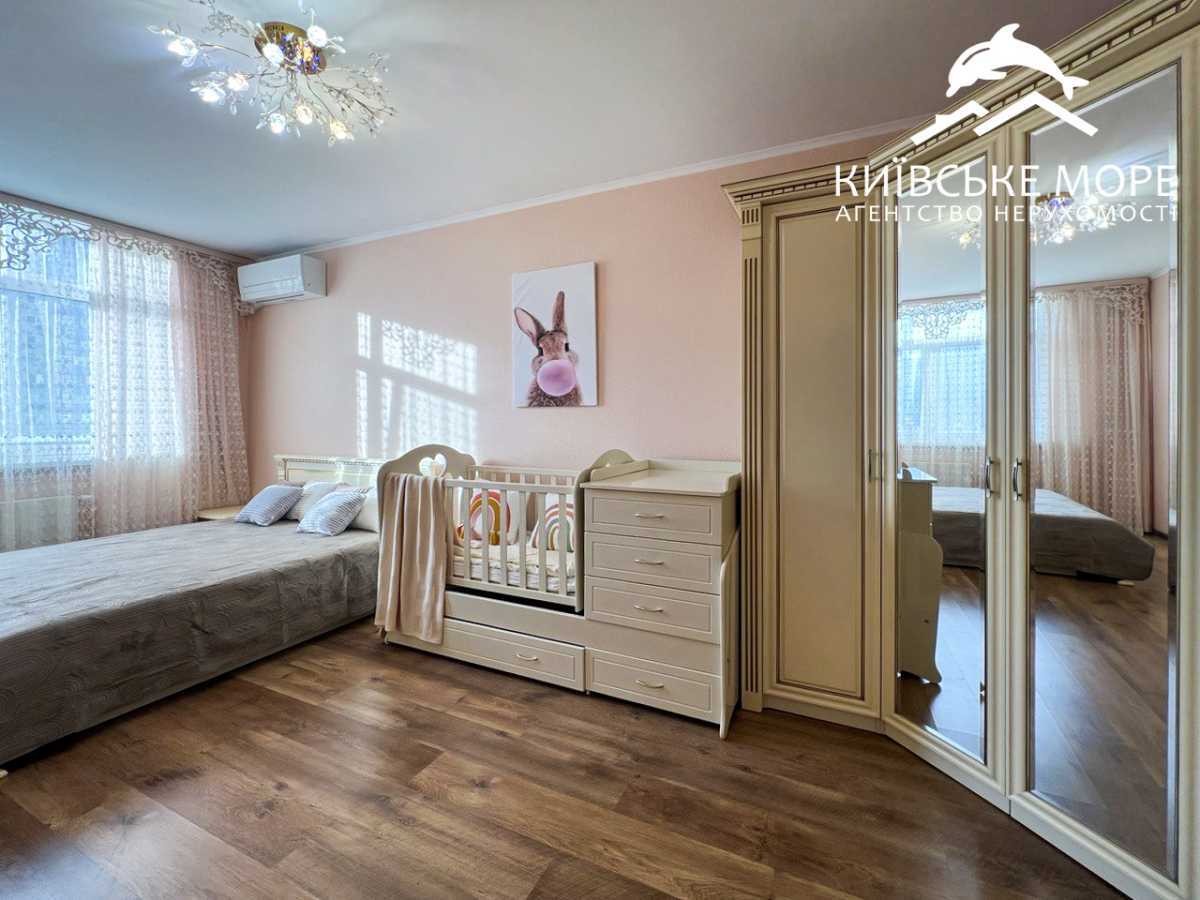 Продажа 2-комнатной квартиры 67 м², Воскресенская ул., 14Б