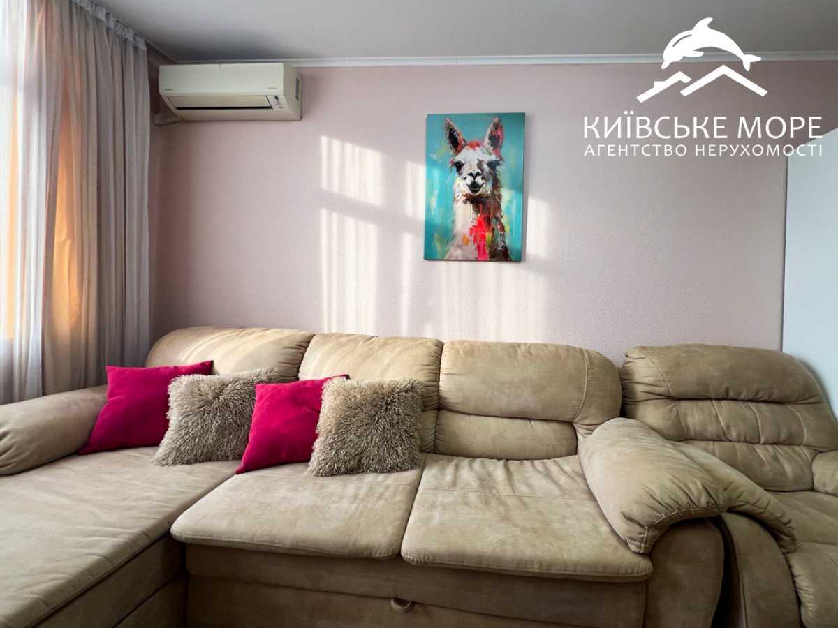 Продаж 2-кімнатної квартири 67 м², Воскресенська вул., 14Б