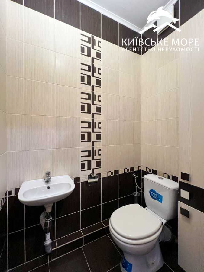 Продажа 2-комнатной квартиры 67 м², Воскресенская ул., 14Б