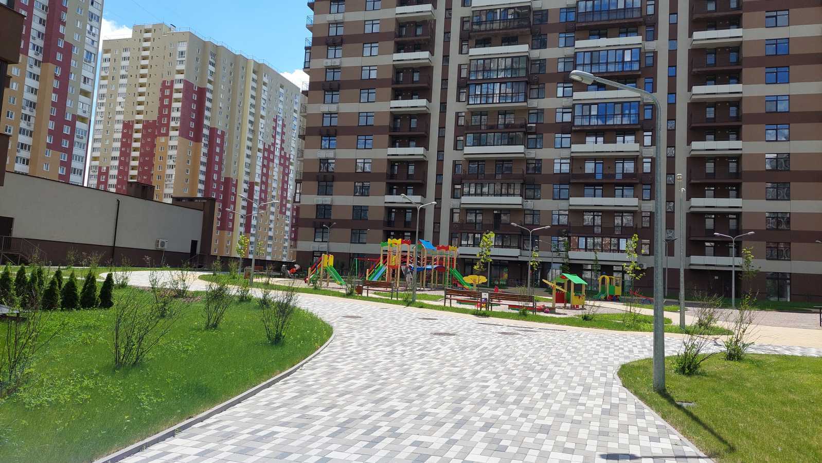 Продажа 2-комнатной квартиры 63.5 м², Александра Олеся ул., 2В