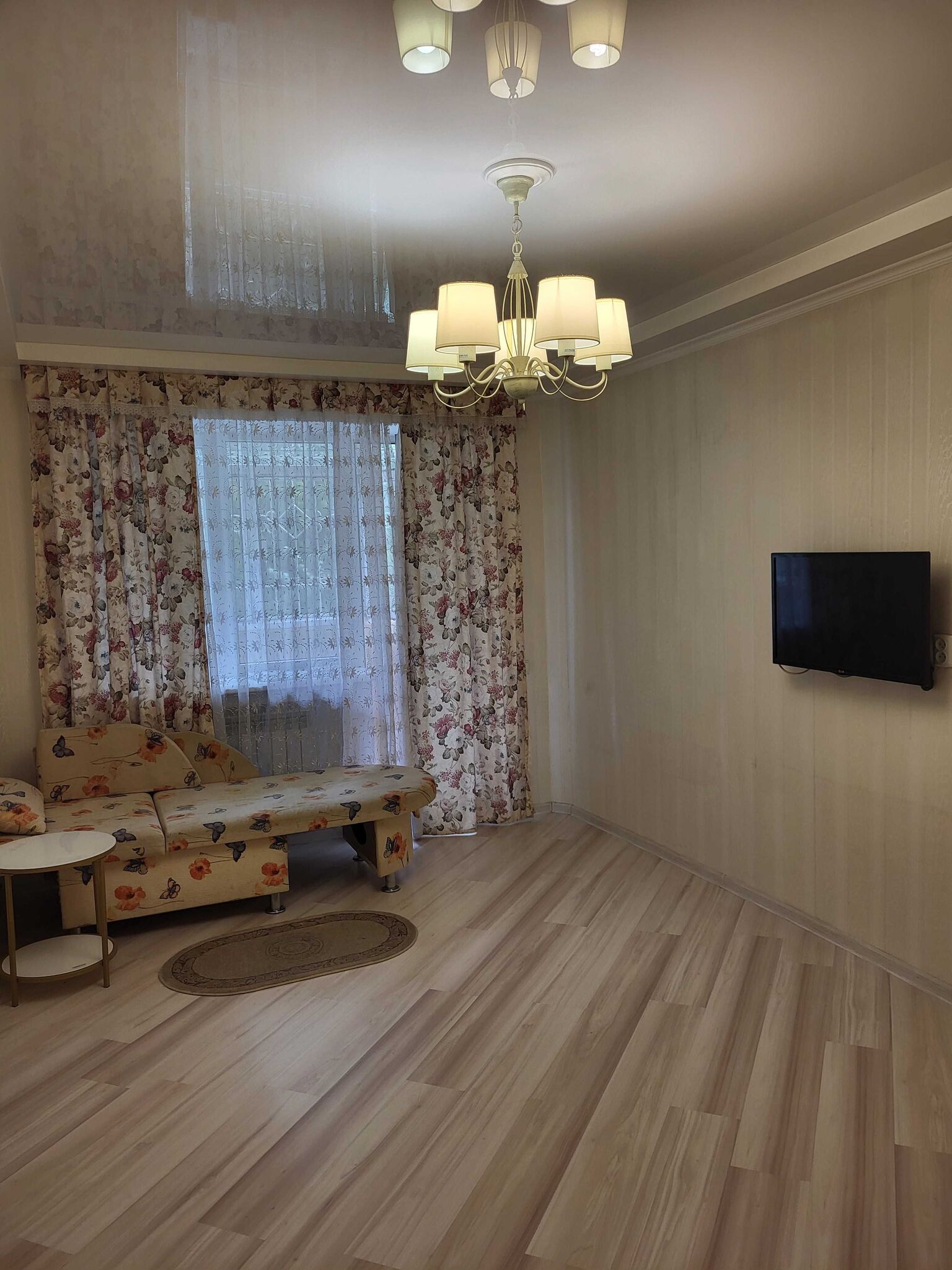 Продаж 3-кімнатної квартири 65 м²