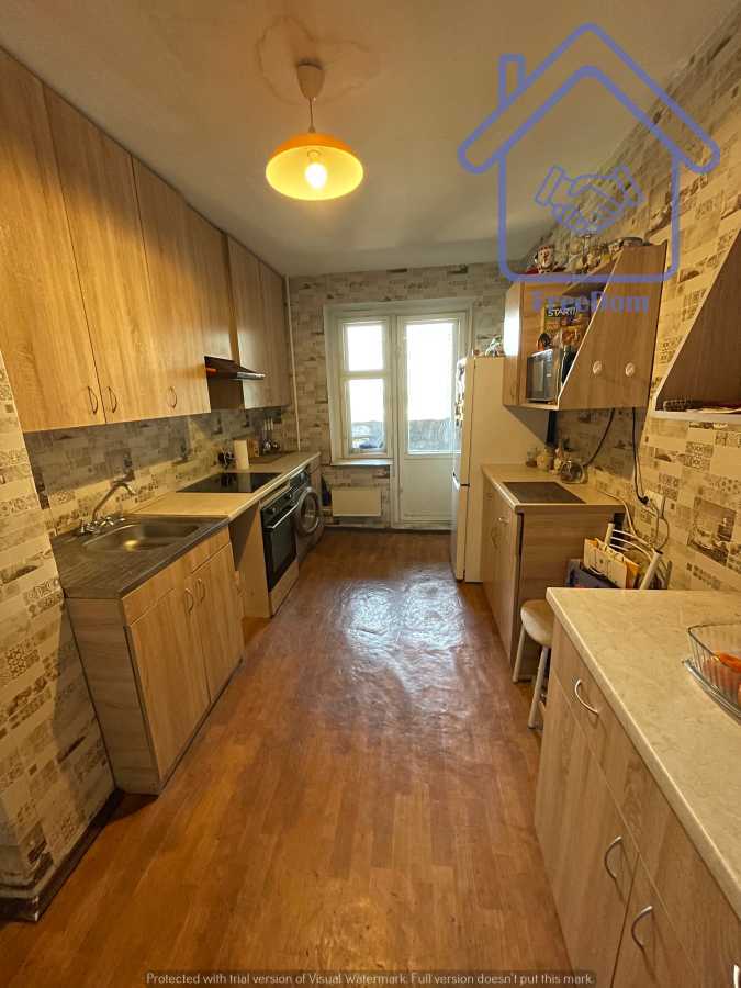 Продажа 4-комнатной квартиры 93 м², Азербайджанская ул., 16/2