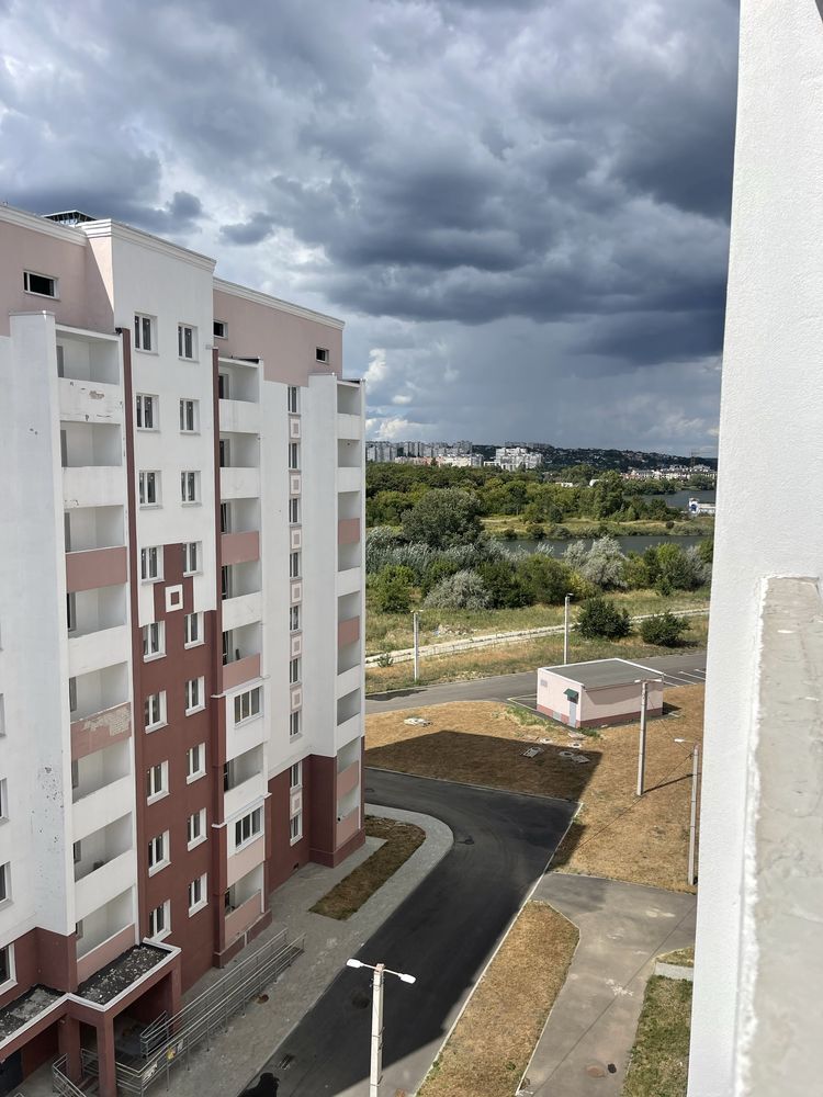 Продаж 1-кімнатної квартири 41 м²