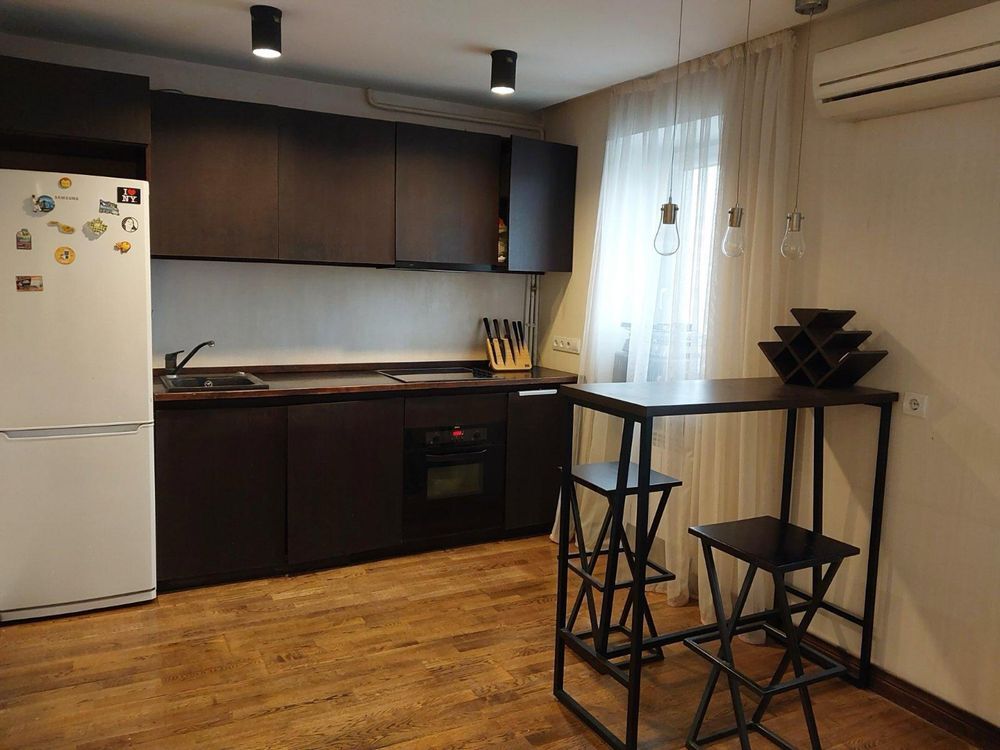 Продаж 2-кімнатної квартири 52 м²