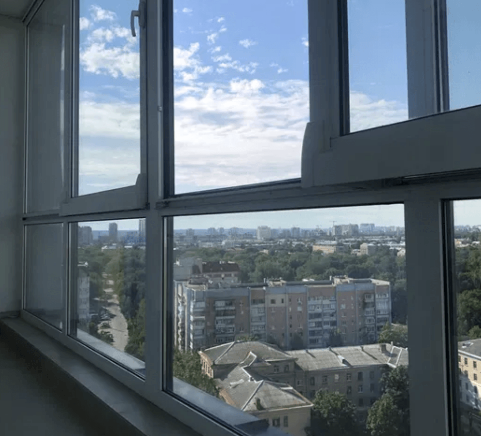 Продаж 2-кімнатної квартири 67 м²