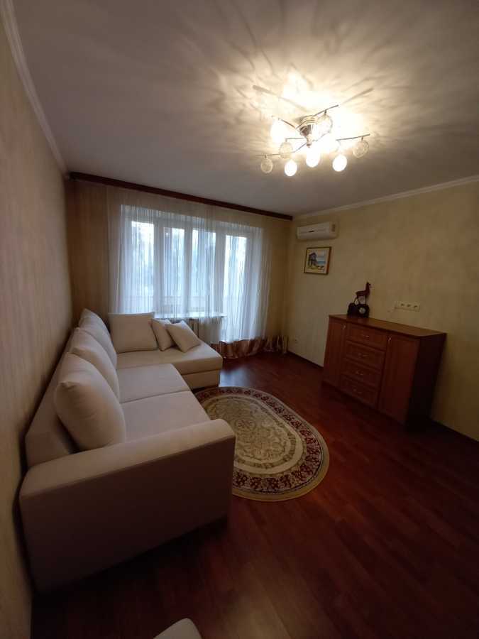 Продажа 2-комнатной квартиры 55.5 м², Сечевых Стрельцов ул.