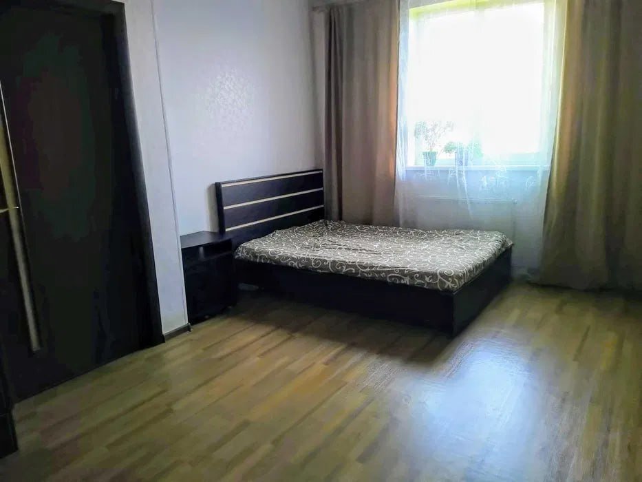 Продаж 1-кімнатної квартири 35 м²