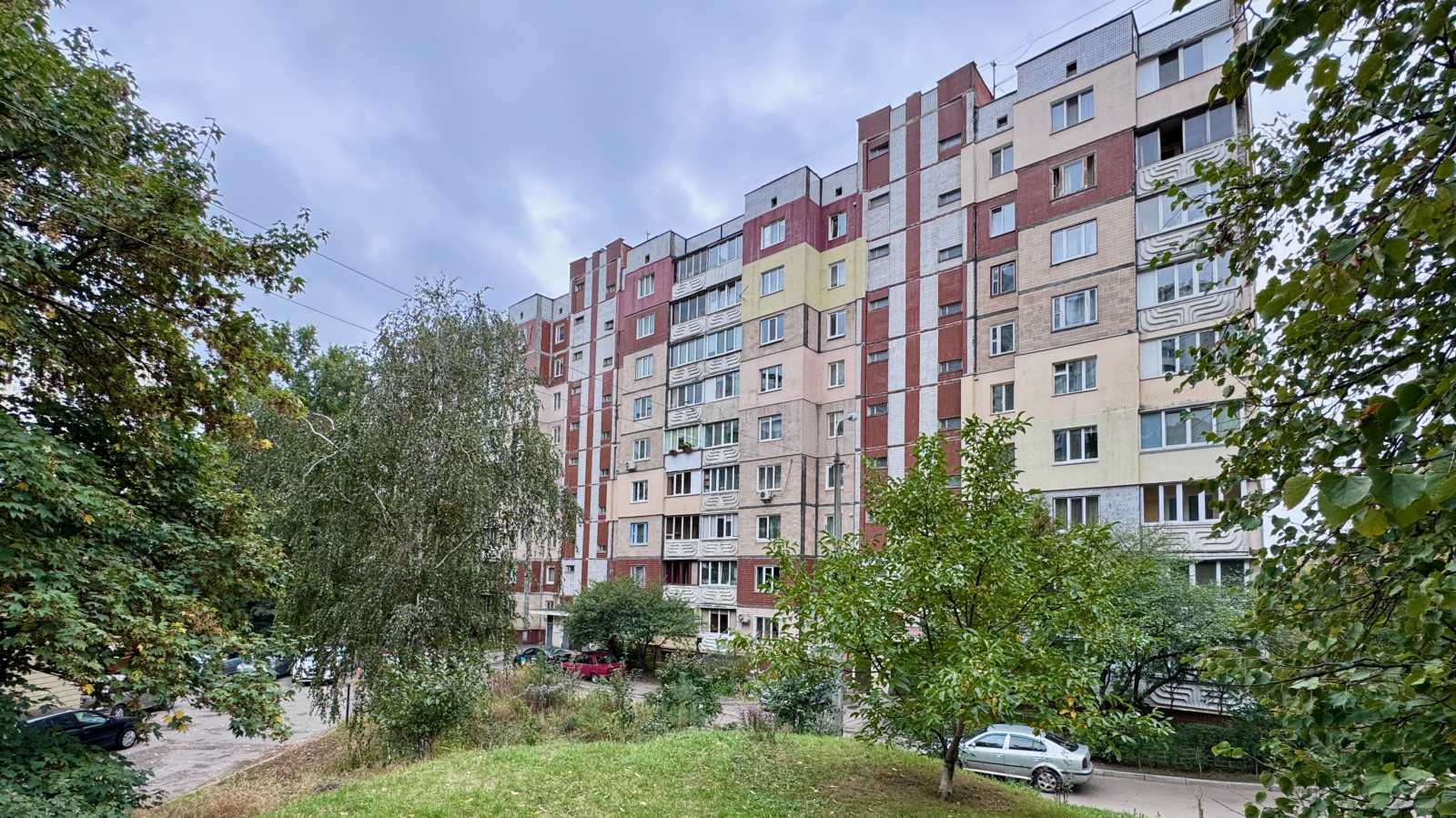 Продажа 3-комнатной квартиры 69 м², Татьяны Яблонской ул., 1