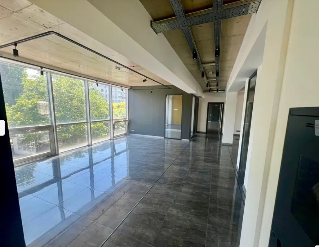 Аренда офиса 300 м², Генуэзская ул.