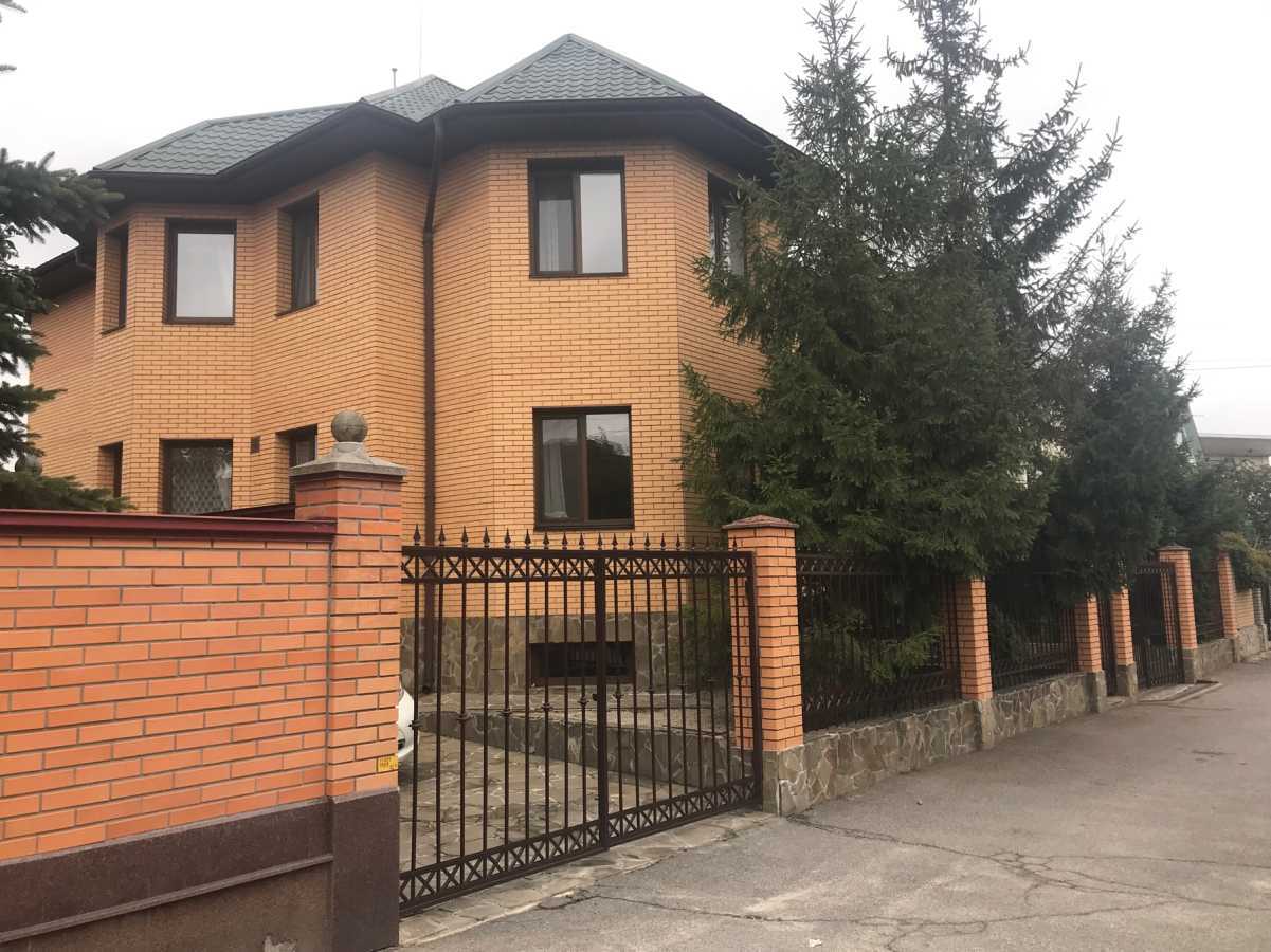 Продаж котеджу 438 м², Богатирська вул., 30А