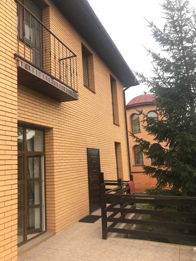 Продаж котеджу 438 м², Богатирська вул., 30А