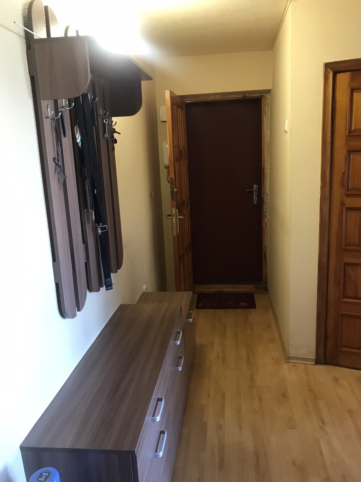 Продажа 3-комнатной квартиры 58 м²