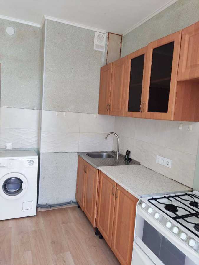 Продажа 1-комнатной квартиры 41 м², Метрологическая ул., 13