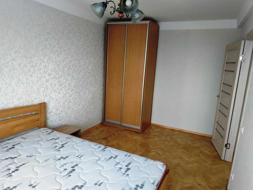 Оренда 2-кімнатної квартири 48 м², Кубанської України вул., 33