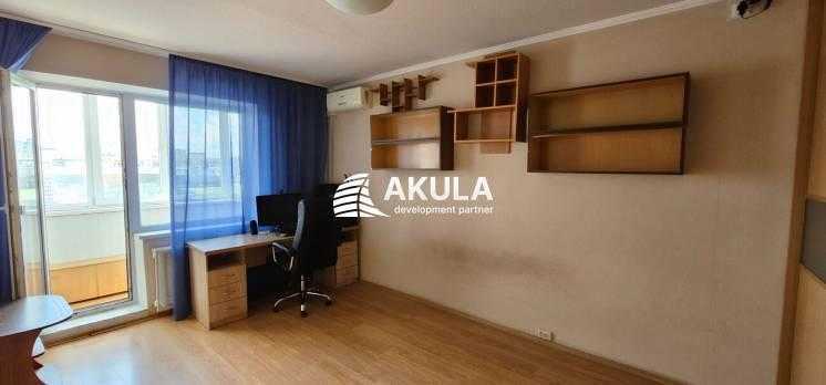 Продажа 3-комнатной квартиры 70.6 м², Оболонский просп.