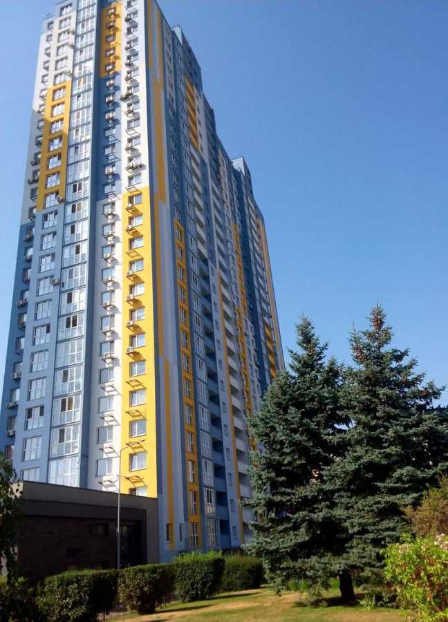 Продаж 3-кімнатної квартири 82 м², Вишняківська вул., 4